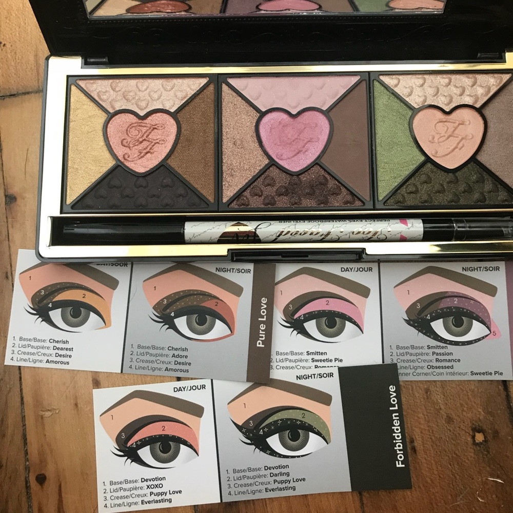 Too faced eyeshadow palette